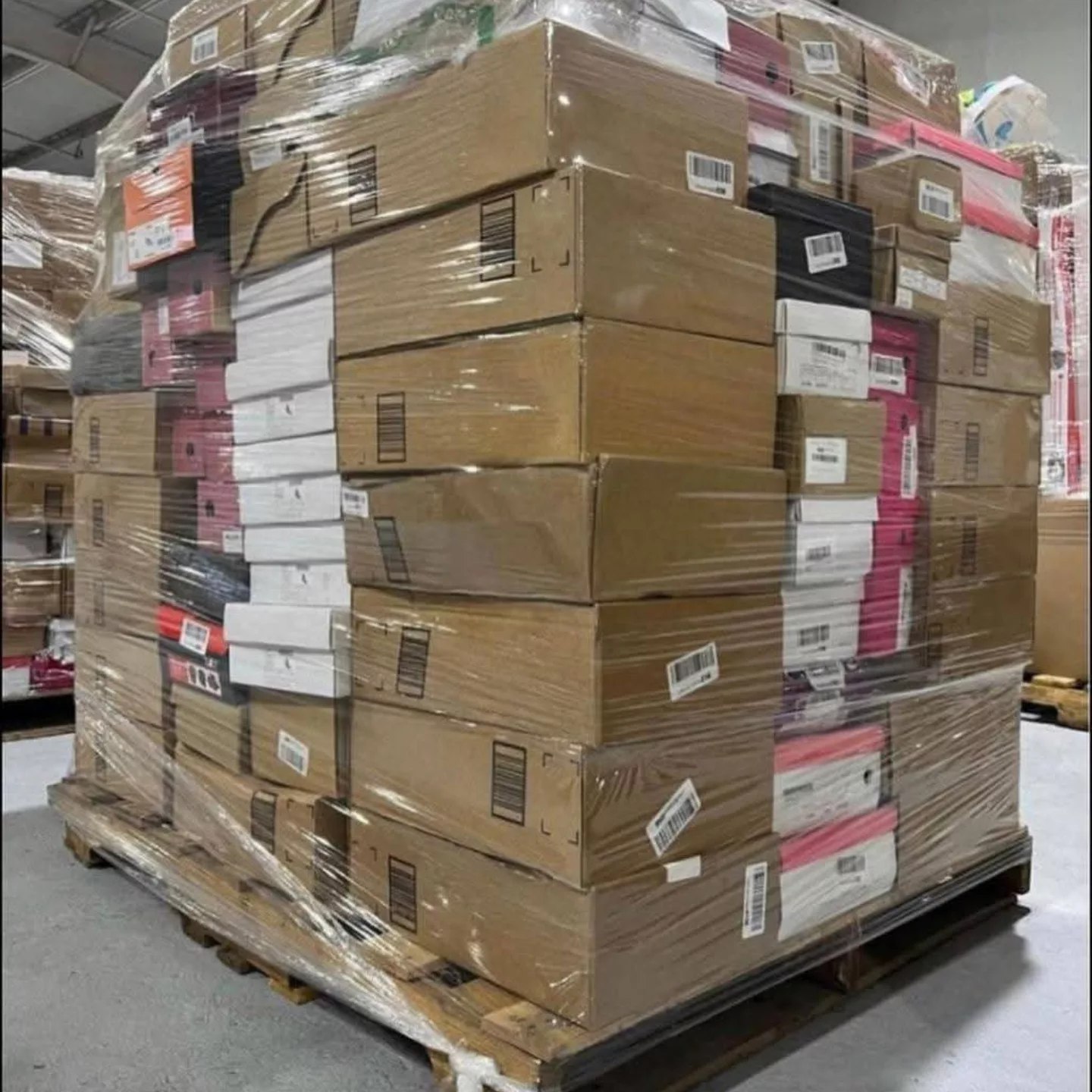 Liquidation Wholesale Pallets